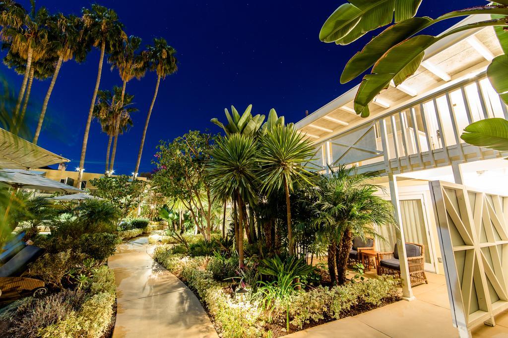 Pavilion Hotel Avalon Exterior photo